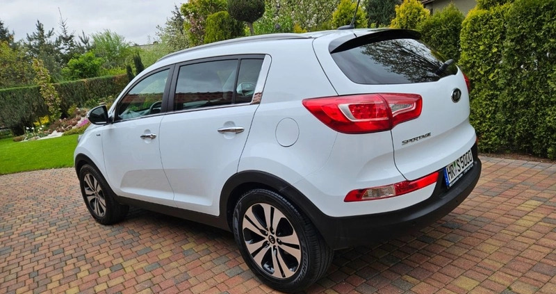 Kia Sportage cena 45999 przebieg: 146000, rok produkcji 2011 z Szczekociny małe 529